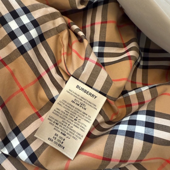 Burberry Heritage Trench - Picture 11 of 11